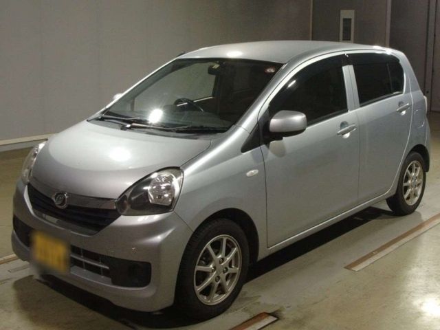 4036 Daihatsu Mira e s LA300S 2016 г. (TAA Hyogo)